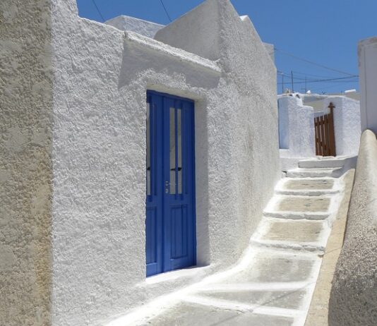 Jak wybielić deskę klozetową?