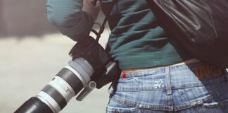 Co dać na spód dużej donicy?